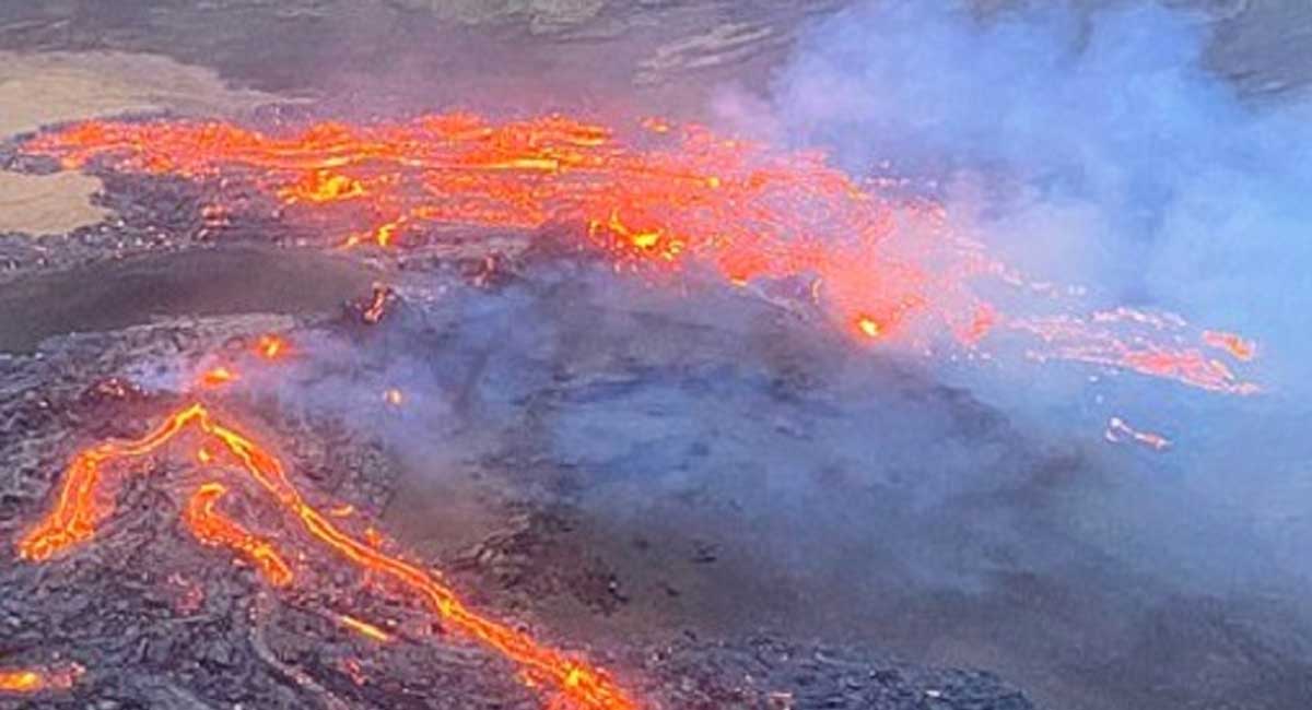 इण्डोनेसियाको माउण्ट इबुमा पाँचौं पटक ज्वालामुखी बिस्फोट